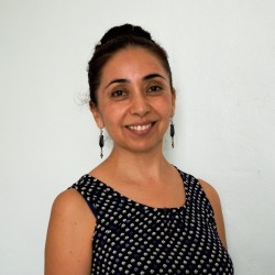 Dra. Mónica González